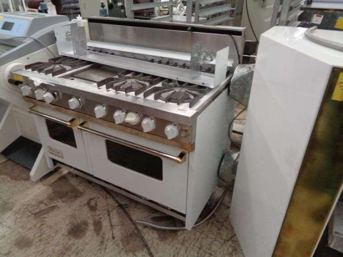 Viking Professional Gas Range for High Performance Cooking