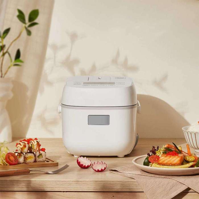 Toshiba Digital Rice Cooker with Smart Menu Settings
