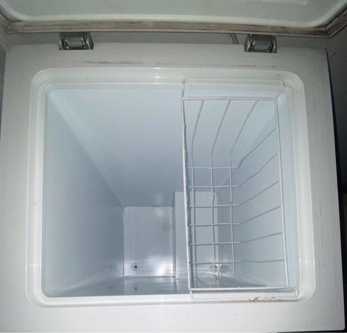 Midea Large Capacity Chest Freezer for Home Storage