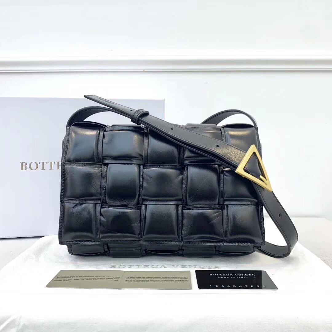 A Detailed Look at the Bottega Veneta Padded Cassette Bag - PurseBlog Bottega Veneta Cassette Bag Trend Report
