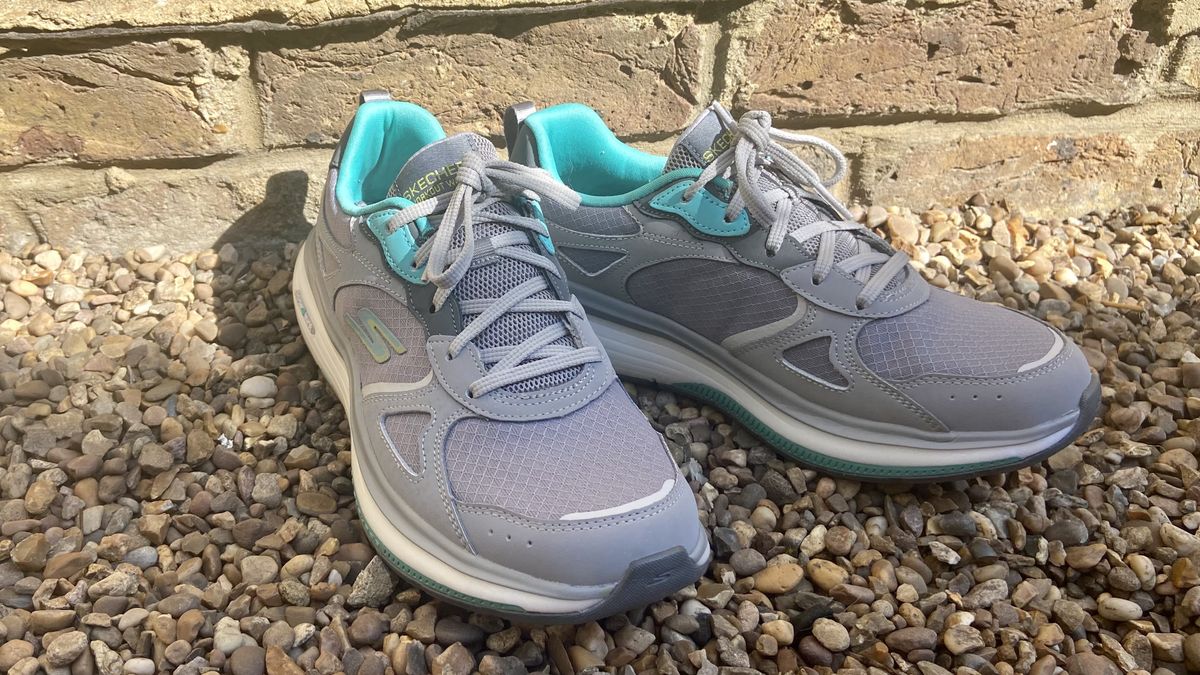 I walked 50 miles in the Skechers Go Walk walking shoes — here’s what ... Skechers Go Walk Shoes Comfort Technology Review